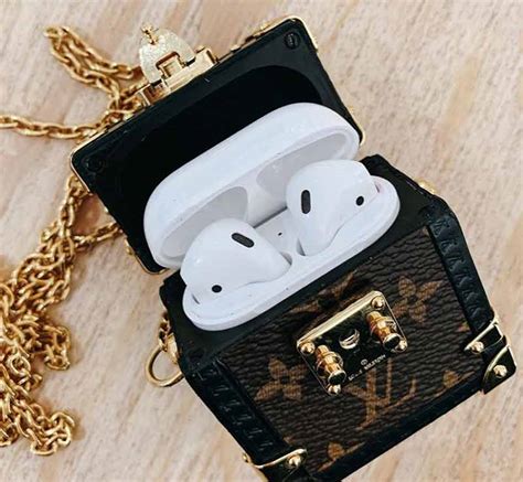 louis vuitton airpods model